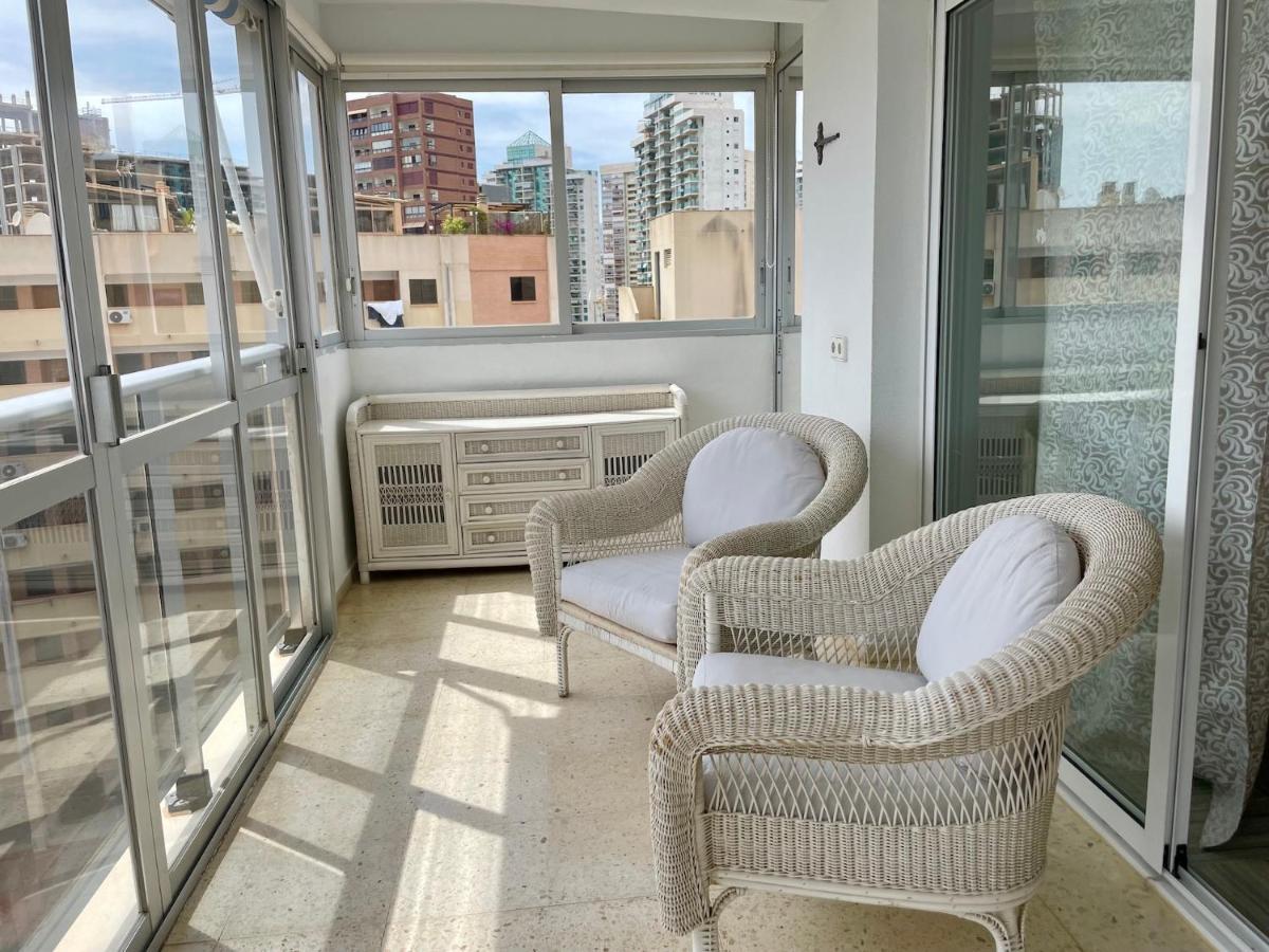 Apartamentos Cornelia By Gestaltur فينيسترات المظهر الخارجي الصورة
