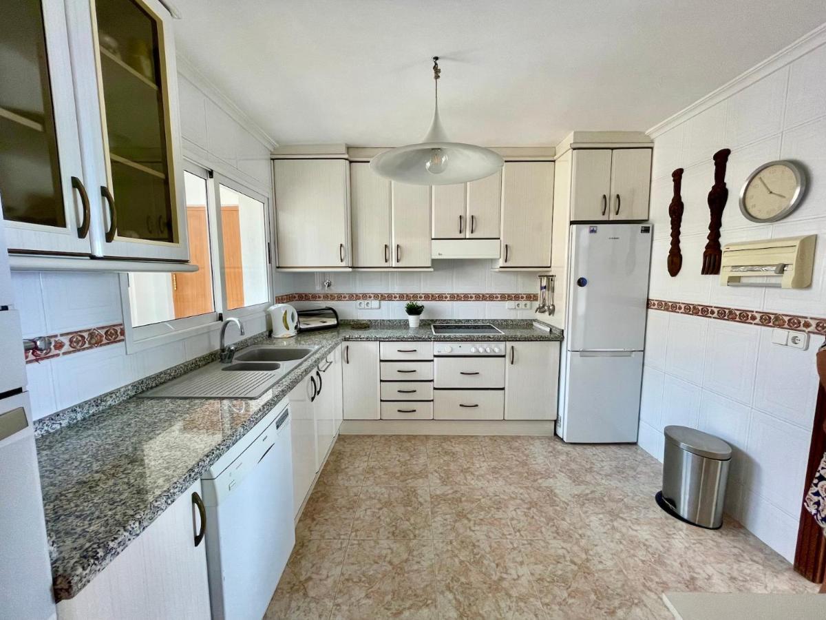 Apartamentos Cornelia By Gestaltur فينيسترات المظهر الخارجي الصورة